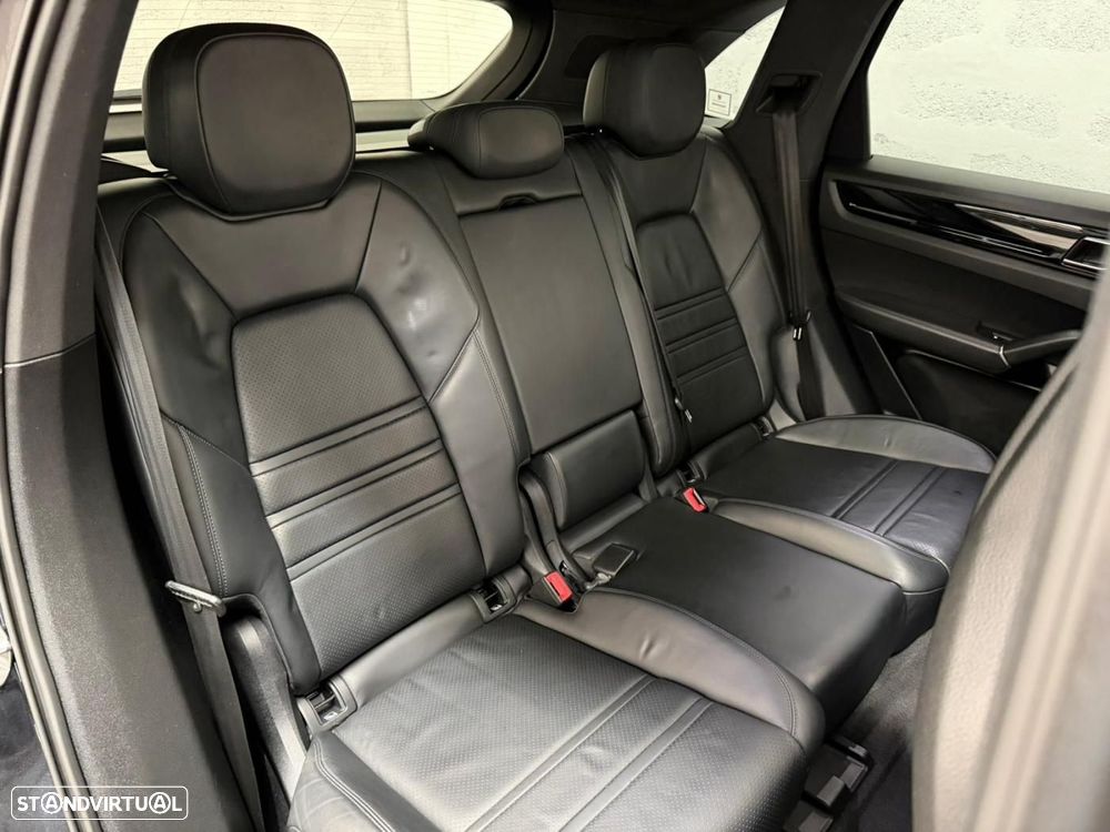 Porsche Cayenne 3.0 V6 - 44
