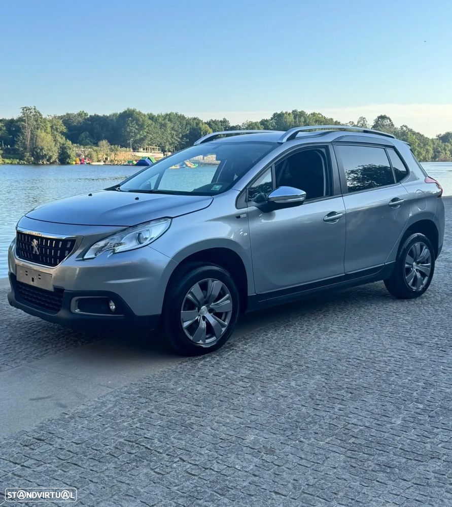 Peugeot 2008 1.6 BlueHDi Style - 10