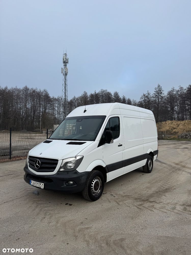 Mercedes-Benz Sprinter - 1