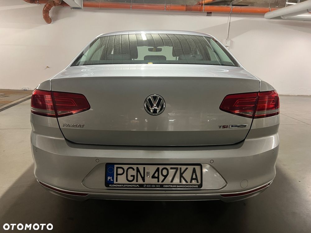 Volkswagen Passat 1.4 TSI BMT ACT Comfortline - 14