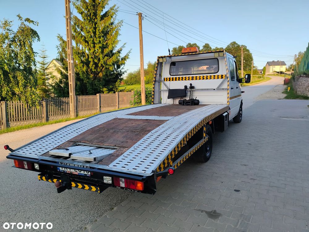 Mercedes-Benz Sprinter - 29