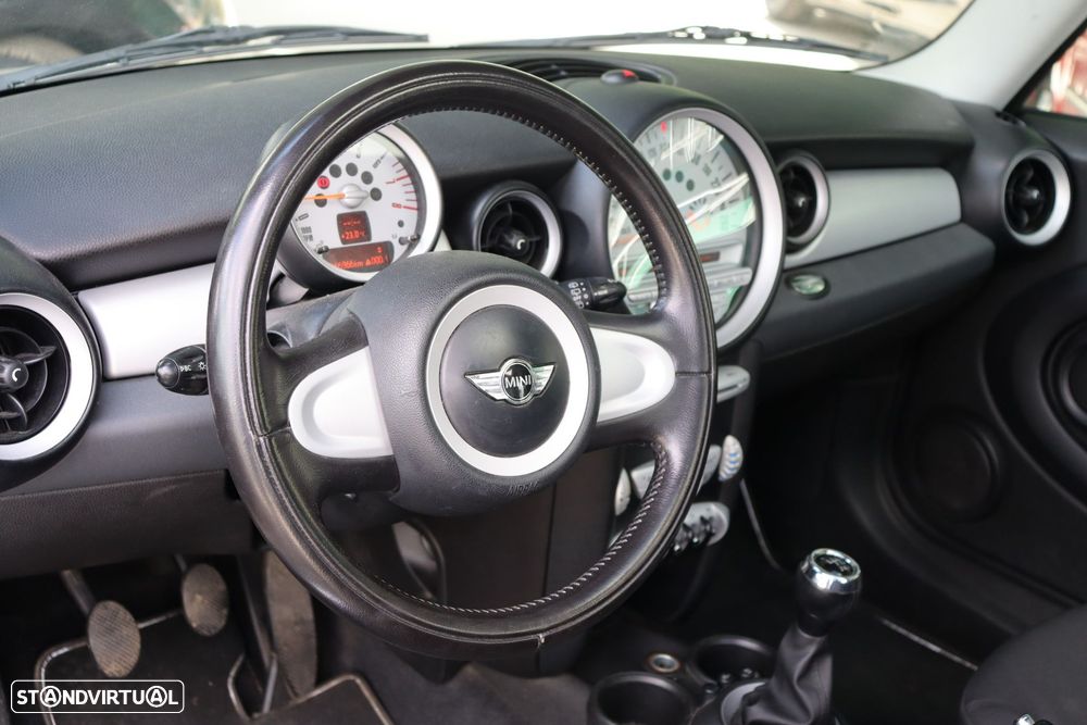 MINI 3 Portas One 1.4 - 11