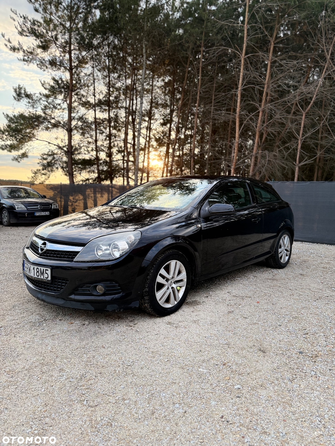 Opel Astra III GTC 1.7 CDTI 111 - 2