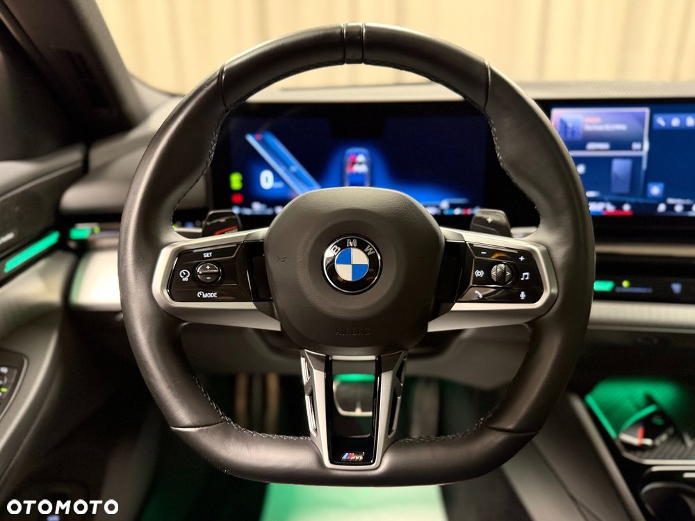 BMW Seria 5 520d xDrive mHEV M Sport - 11