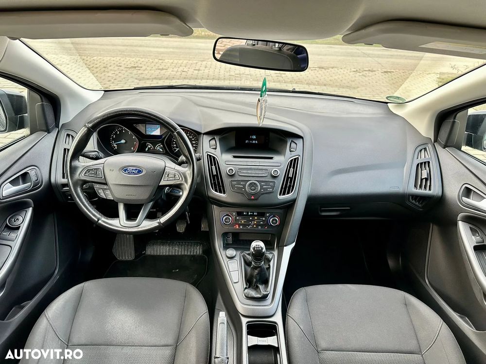 Ford Focus - 6