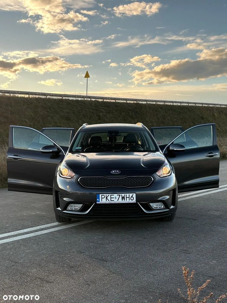 Kia Niro 1.6 GDI Hybrid L - 4