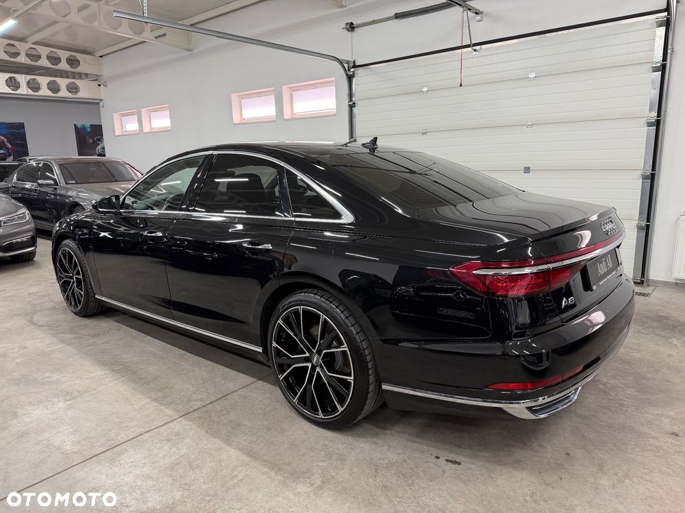 Audi A8 - 12