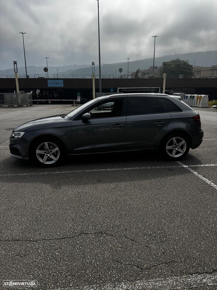 Audi A3 Sportback 1.6 TDI - 6