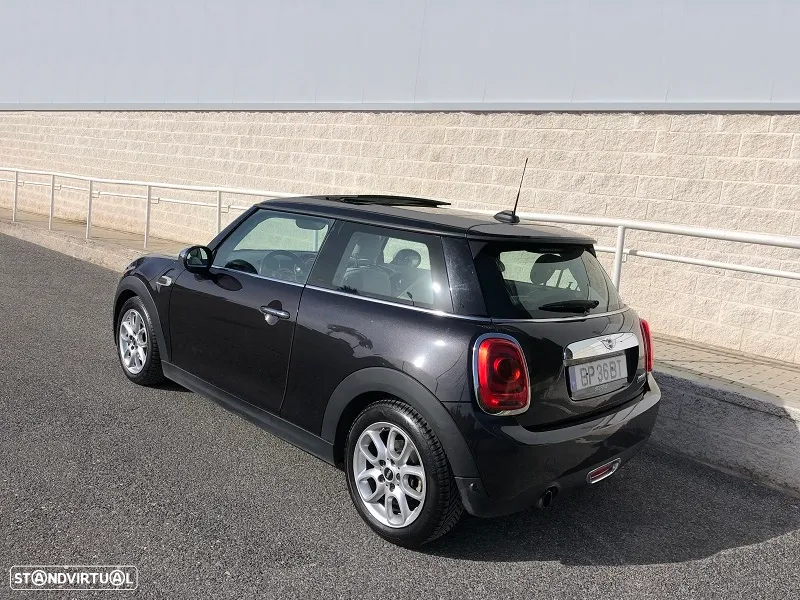 MINI 3 Portas Cooper Auto - 4