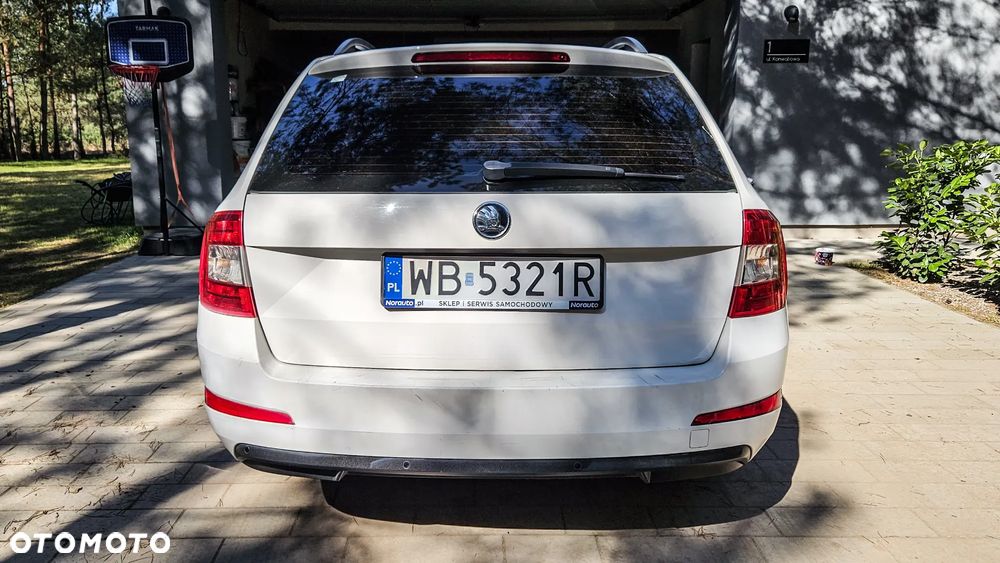 Skoda Octavia 1.6 TDI Ambition - 15