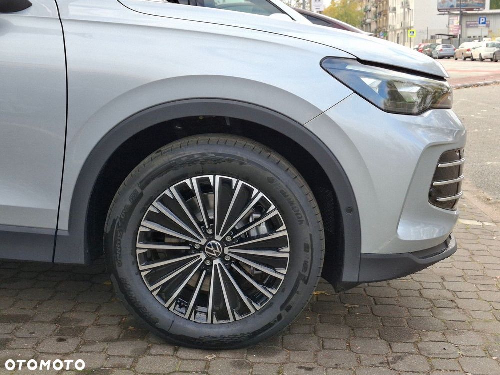 Volkswagen Tiguan - 4