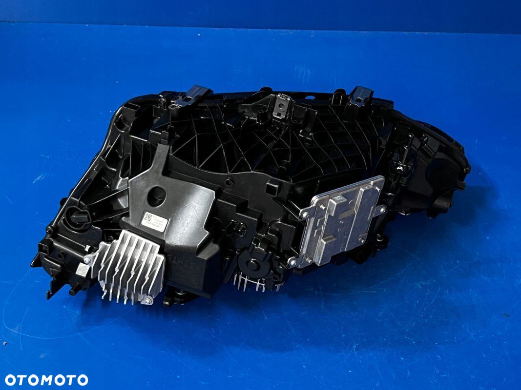 PRAWY FULL LED BMW G22 G23 G82 M4 CZARNA USA BDB - 6
