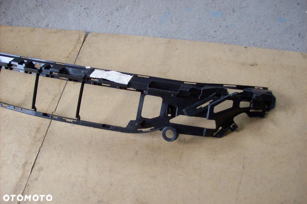 SPOILER KRATKA ZDERZAKA PRZEDNIEGO MERCEDES E-KLASA W213 LIFT AMG - 3