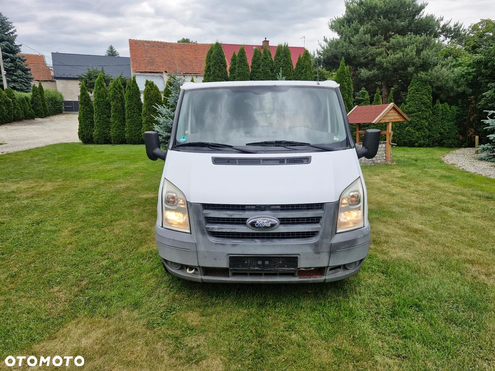Ford Transit - 1