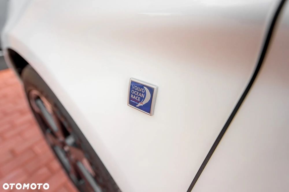 Volvo XC 60 D5 AWD Geartronic Ocean Race - 14