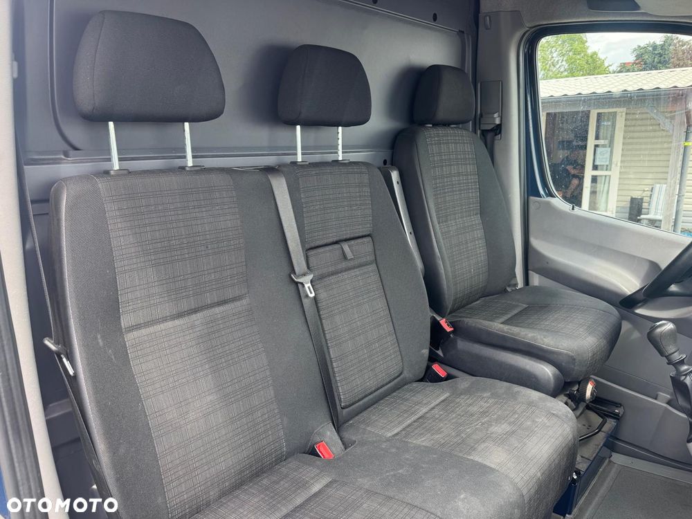 Mercedes-Benz Sprinter - 19