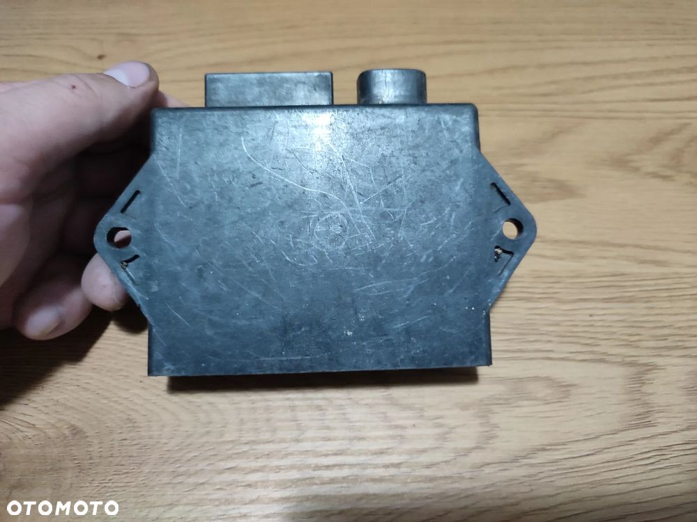 Moduł zapłonowy, komputer, sterownik Yamaha R1 RN04 - 4