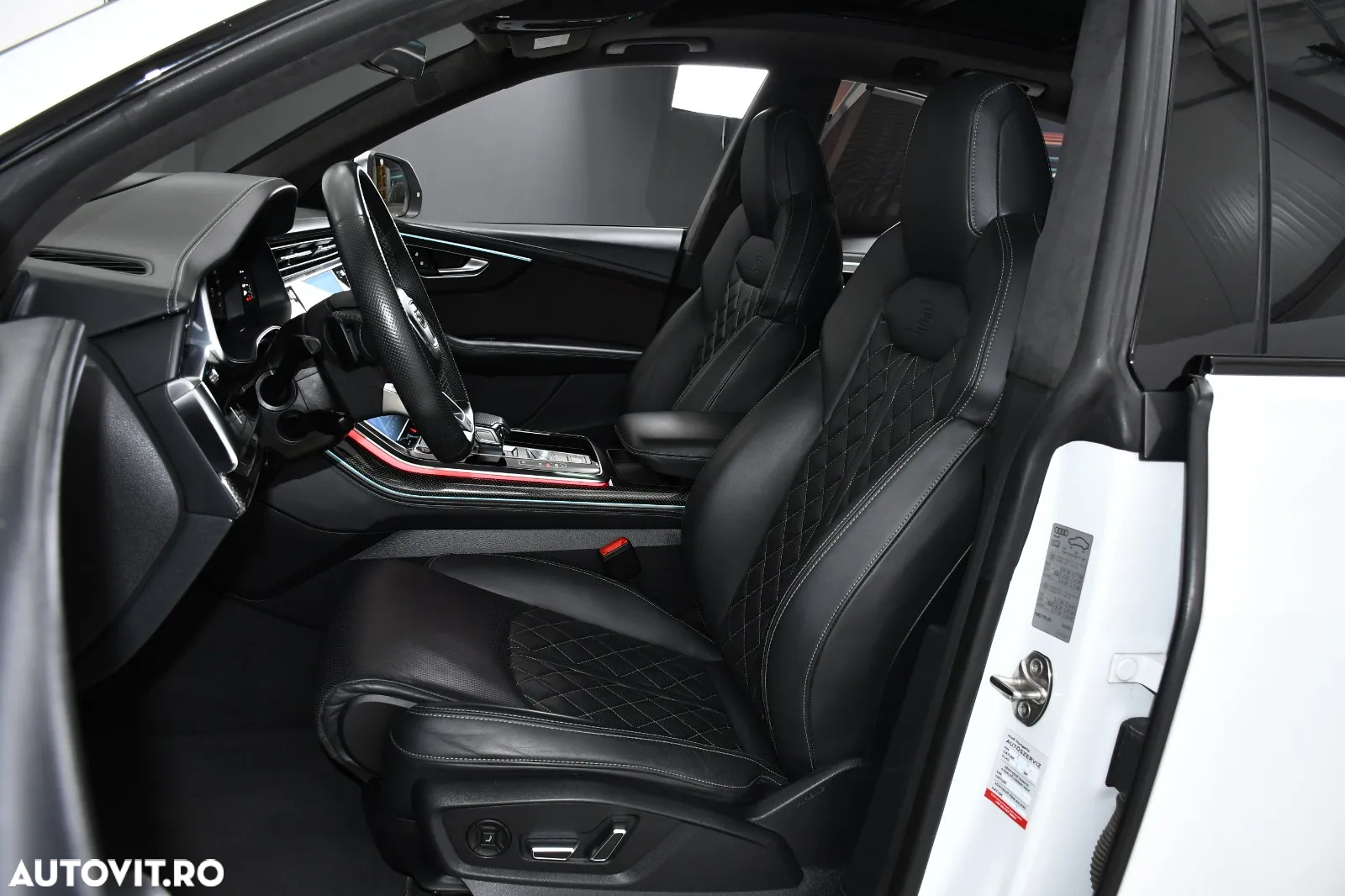 Audi SQ8 TDI quattro tiptronic - 11