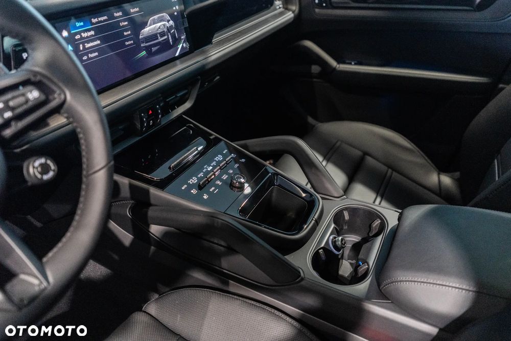 Porsche Cayenne E-Hybrid PHEV - 17