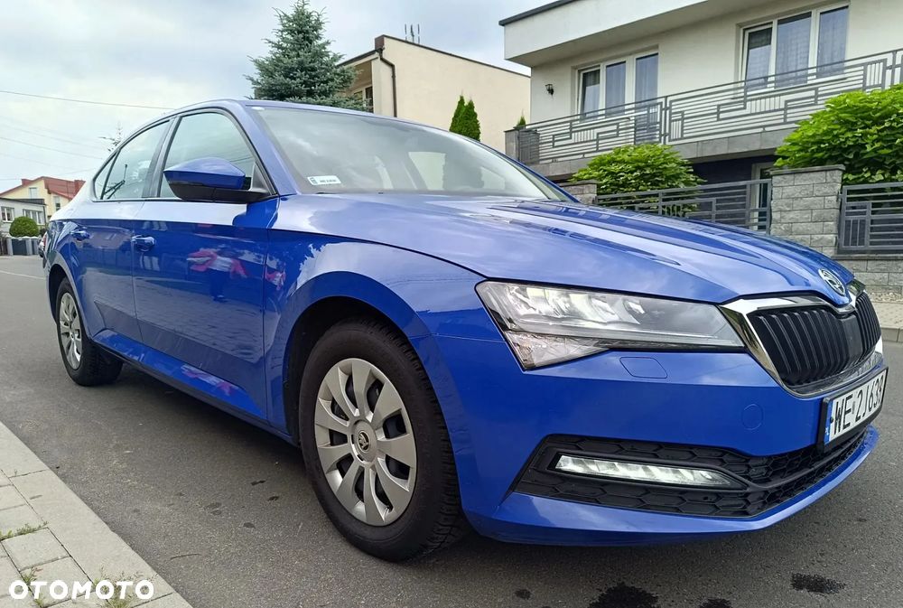Skoda Superb 2.0 TDI Ambition - 10