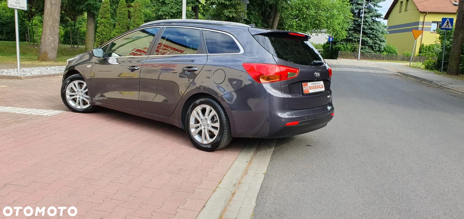 Kia Ceed 1.6 GDI SW ISG Spirit - 8