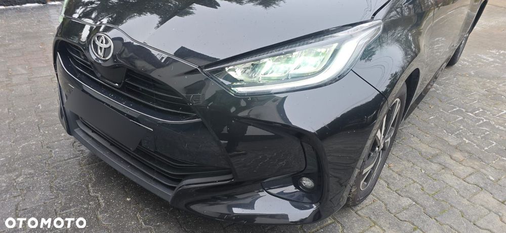 Toyota Yaris 1.5 Premium CVT - 14