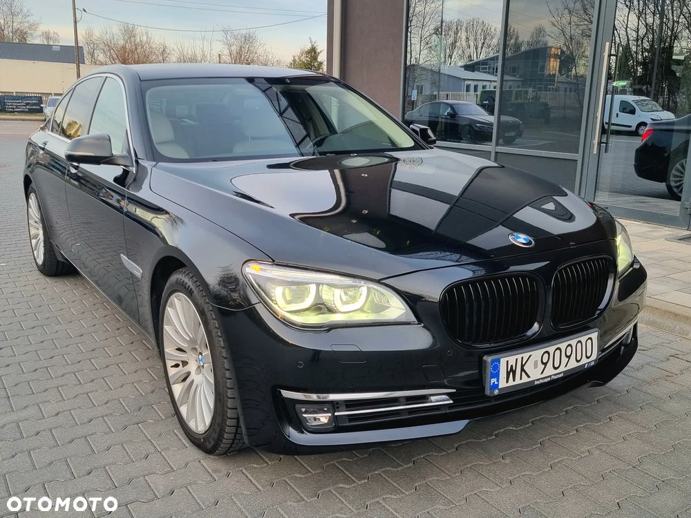 BMW Seria 7 740d xDrive - 3