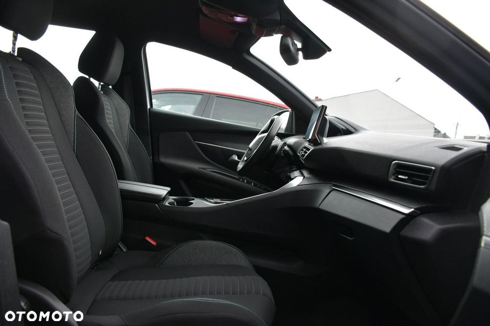 Peugeot 3008 1.6 PureTech Hybrid PHEV Allure S&S EAT8 - 15