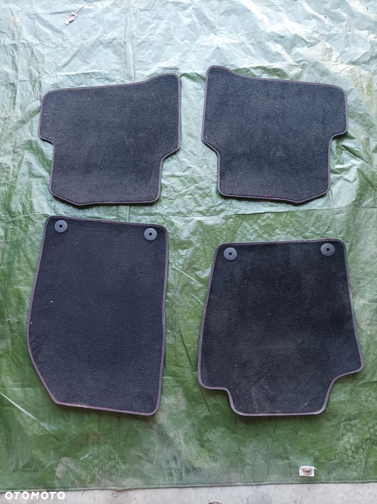 Skoda Fabia III HB dywaniki komplet oryginał producenta - 1