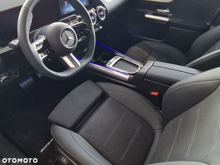 Mercedes-Benz GLA 200 mHEV AMG Line 7G-DCT - 7
