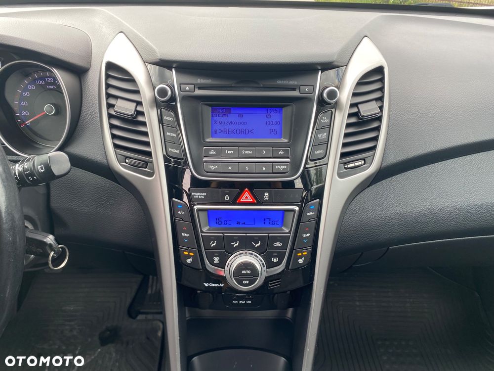 Honda Civic 1.4 i-VTEC Sport 40 Jahre Edition - 13