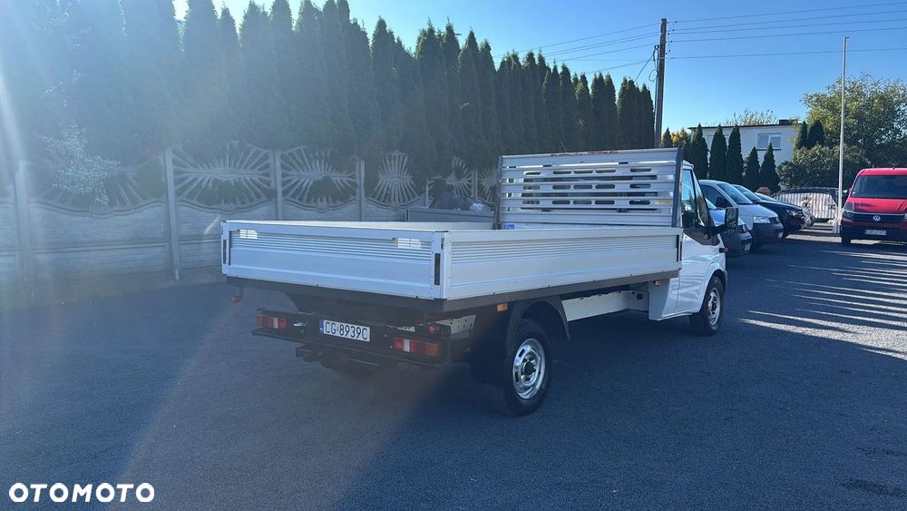 Ford Transit - 32