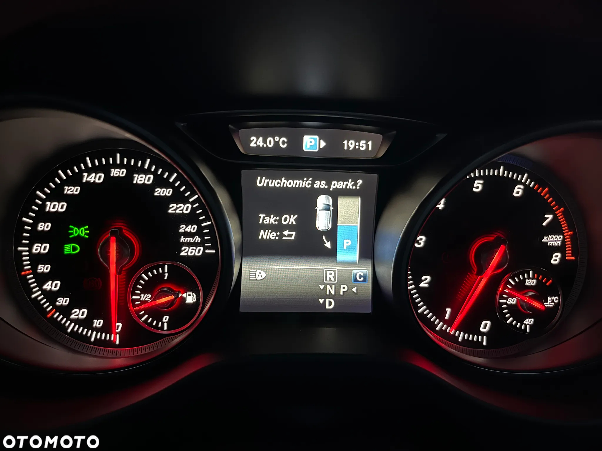 Mercedes-Benz GLA 250 4-Matic AMG Line - 40
