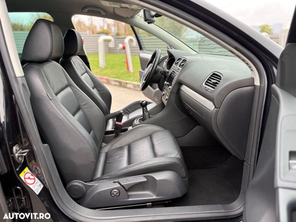 Volkswagen Golf 1.4 TSI Highline - 17