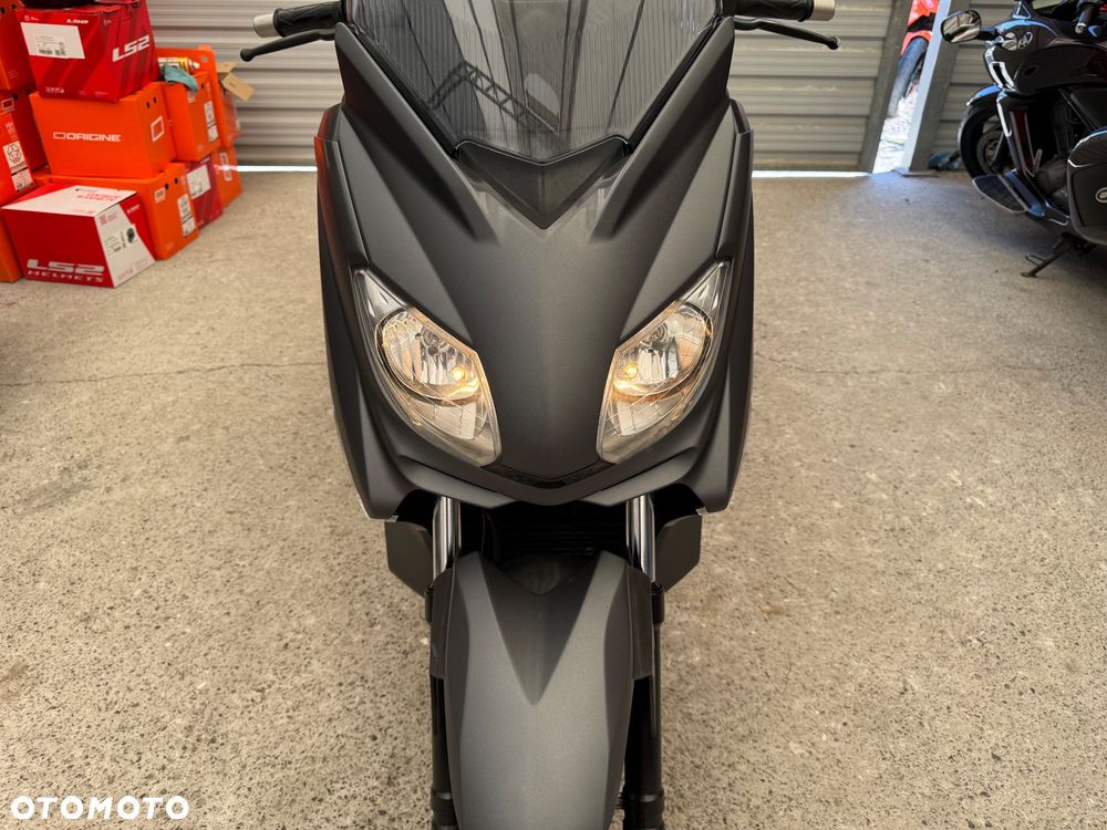 Yamaha X-max - 15