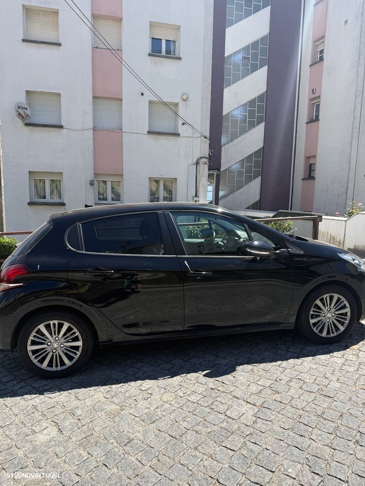 Peugeot 208 1.5 BlueHDi Signature - 7