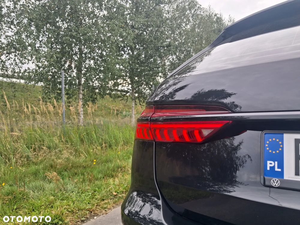 Audi A6 Avant 40 TDI S tronic S line - 11
