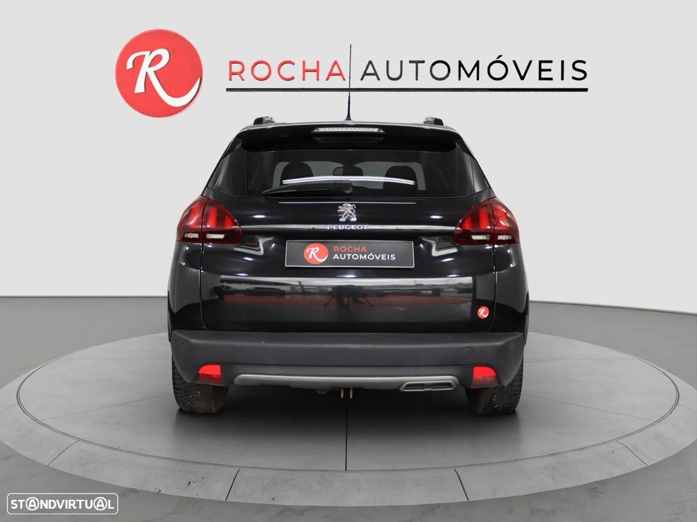 Peugeot 2008 - 8