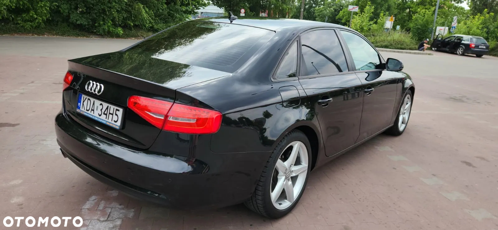 Audi A4 2.0 TFSI Quattro Line - 16