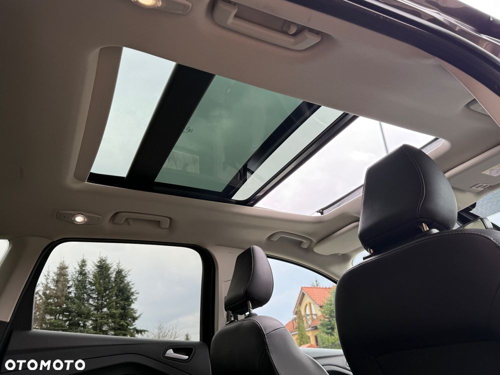 Ford Kuga 2.0 TDCi 4x4 Titanium - 24