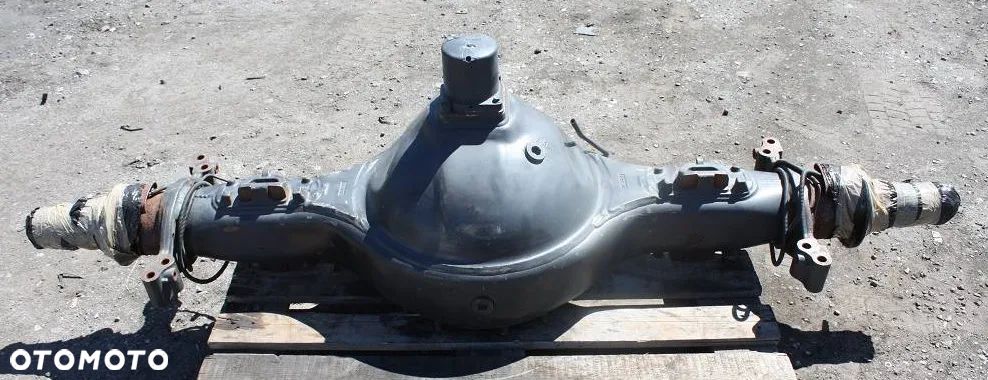 # SCANIA R S XPI ALBATROS EURO 6 DC13155 POCHWA OBUDOWA WKŁADU MOSTU DYFERENCJAŁU MERITOR 2188105 - 2