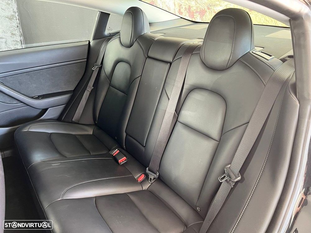 Tesla Model 3 Performance Dual Motor AWD - 19