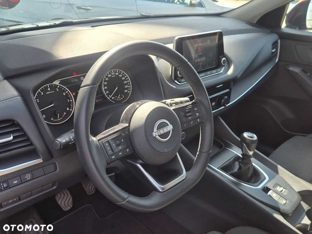 Nissan Qashqai - 10