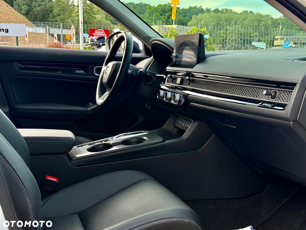 Honda Civic 2.0 i-MMD Advance BSI CVT - 16