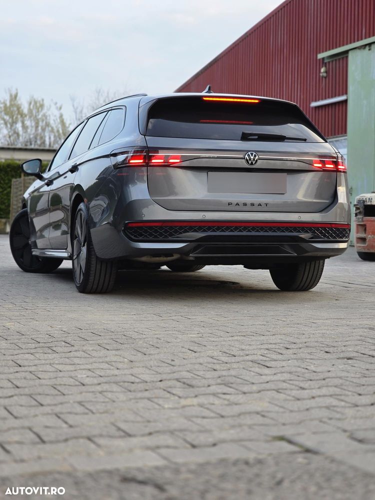 Volkswagen Passat - 3