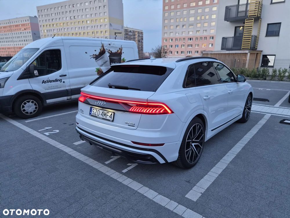 Audi Q8 - 15