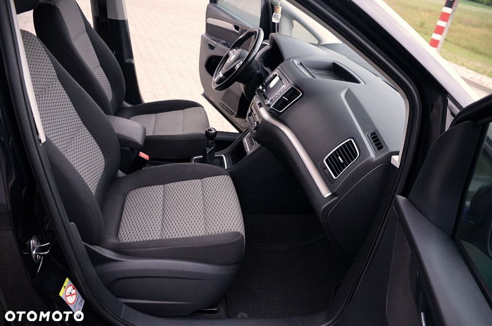 Volkswagen Sharan - 20