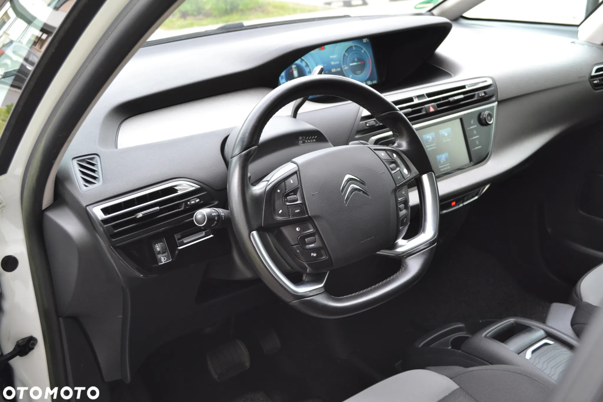 Citroën C4 Picasso - 15