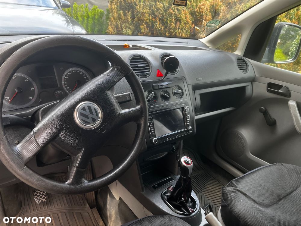 Volkswagen Caddy - 14