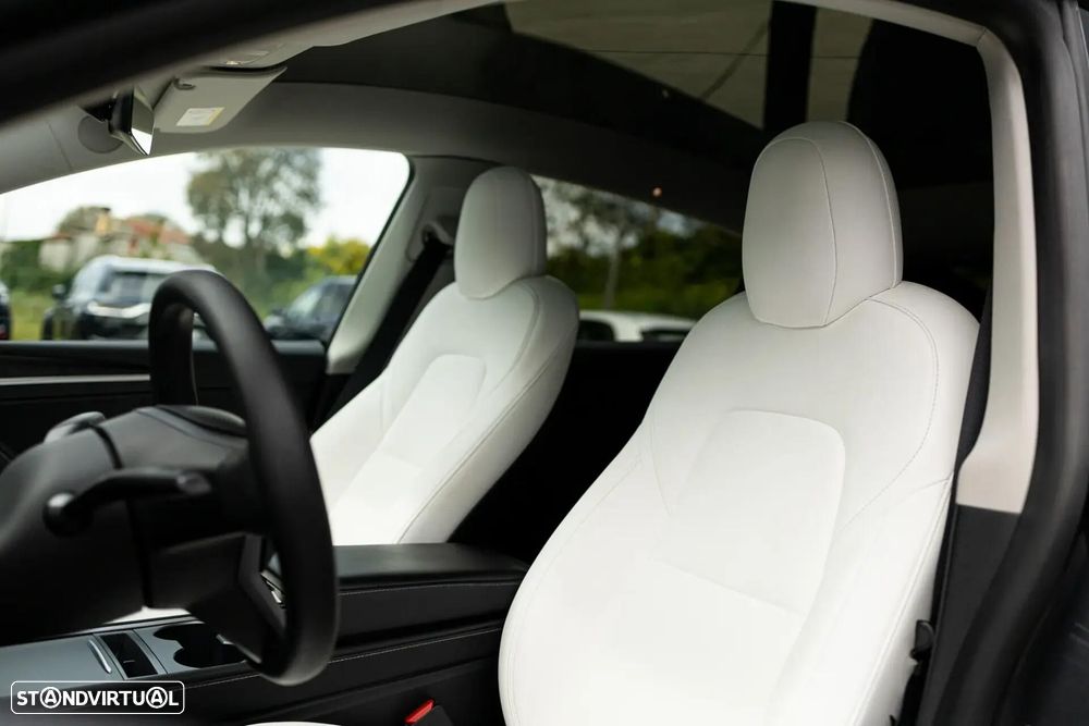 Tesla Model Y Long Range Tração Integral - 28